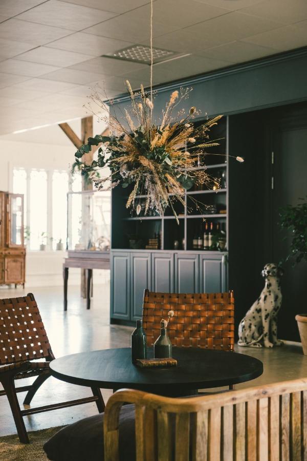 Hotel Strana Hälleviksstrand エクステリア 写真