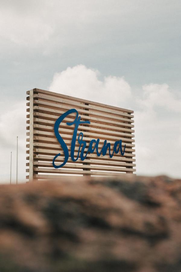Hotel Strana Hälleviksstrand エクステリア 写真