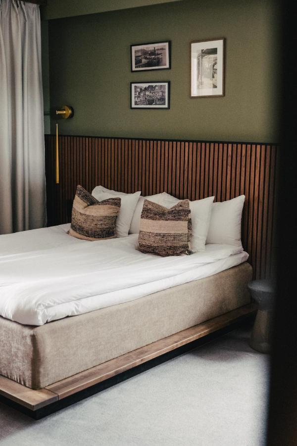 Hotel Strana Hälleviksstrand エクステリア 写真